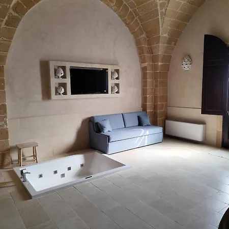 Borgo Don Ciccio Dimora Storica Bed & Breakfast 4*