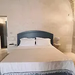 Bed & Breakfast Borgo Don Ciccio Dimora Storica 3*